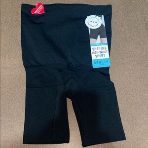 ASSET by Spanx Shaping High-Waist Short M NWT
